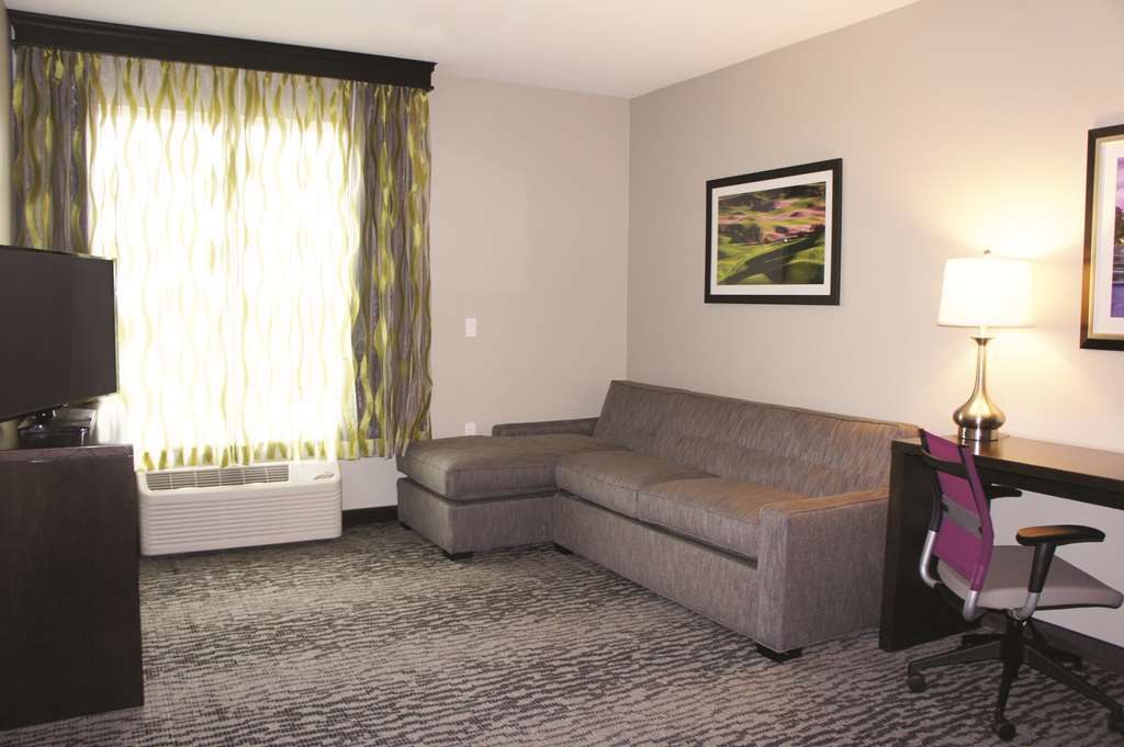 La Quinta Inn & Suites By Wyndham Уала Уала Стая снимка
