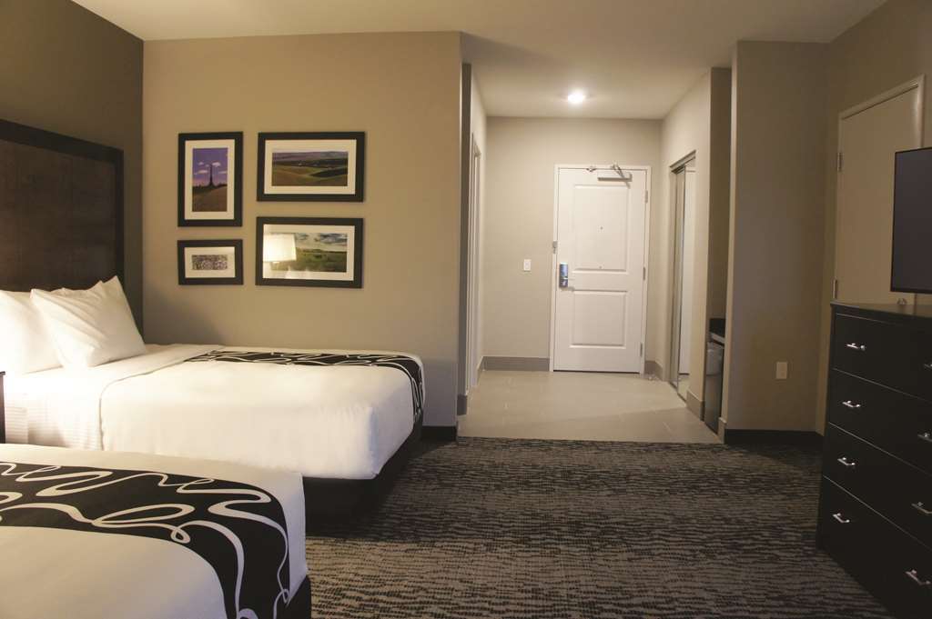 La Quinta Inn & Suites By Wyndham Уала Уала Стая снимка